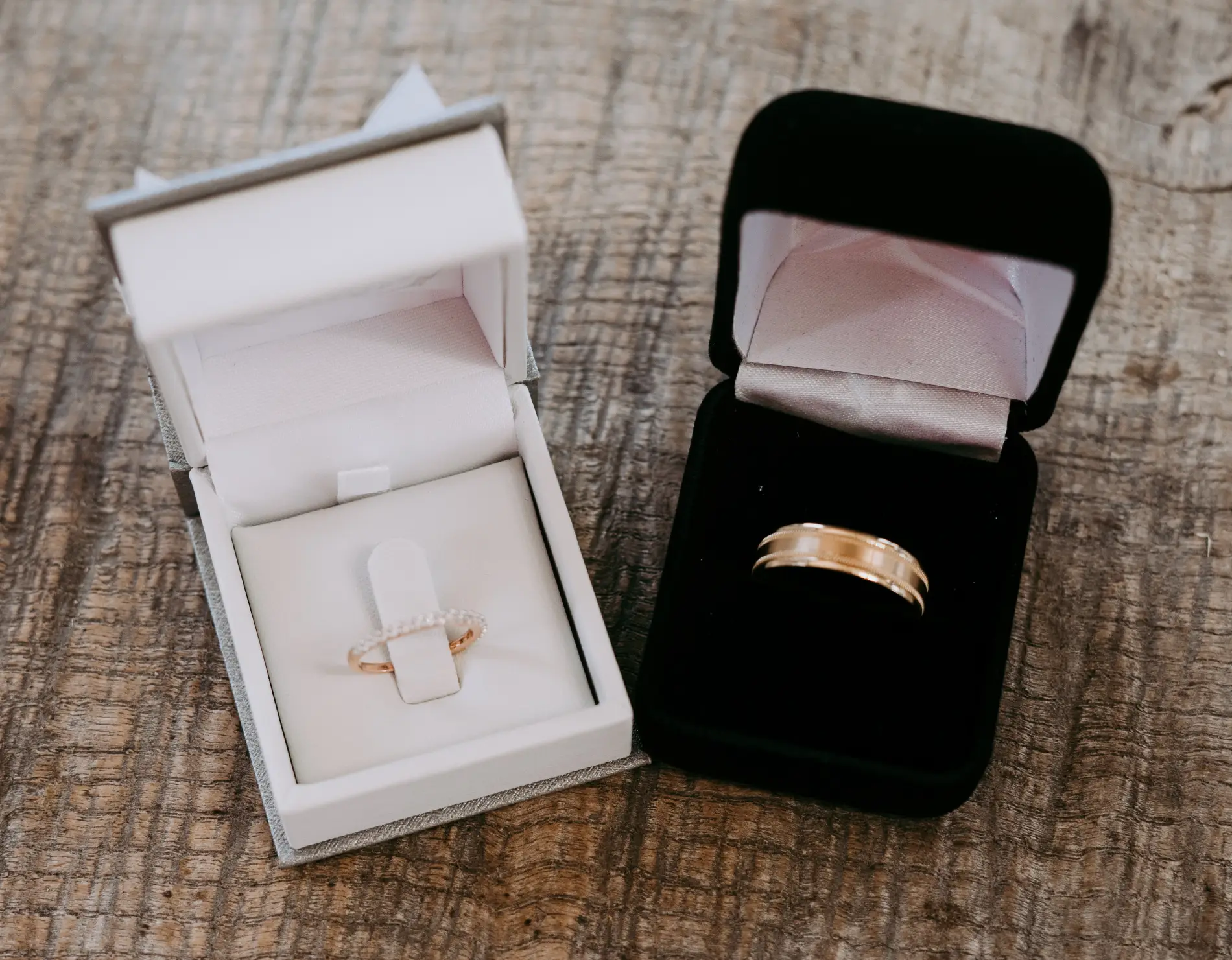 Jewellery box from a jewellery listing
